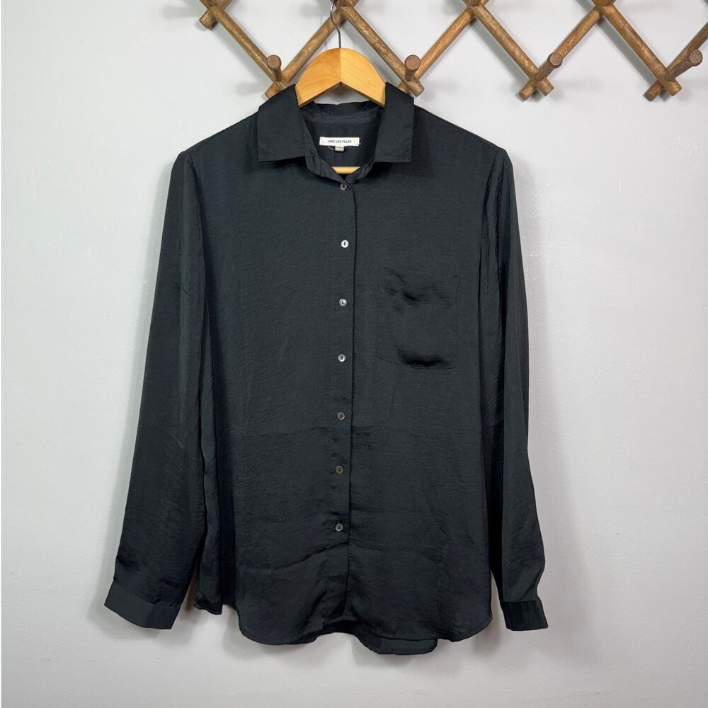 Avec Les Filles Hammered Satin Button Down Shirt in Black Women's Size M